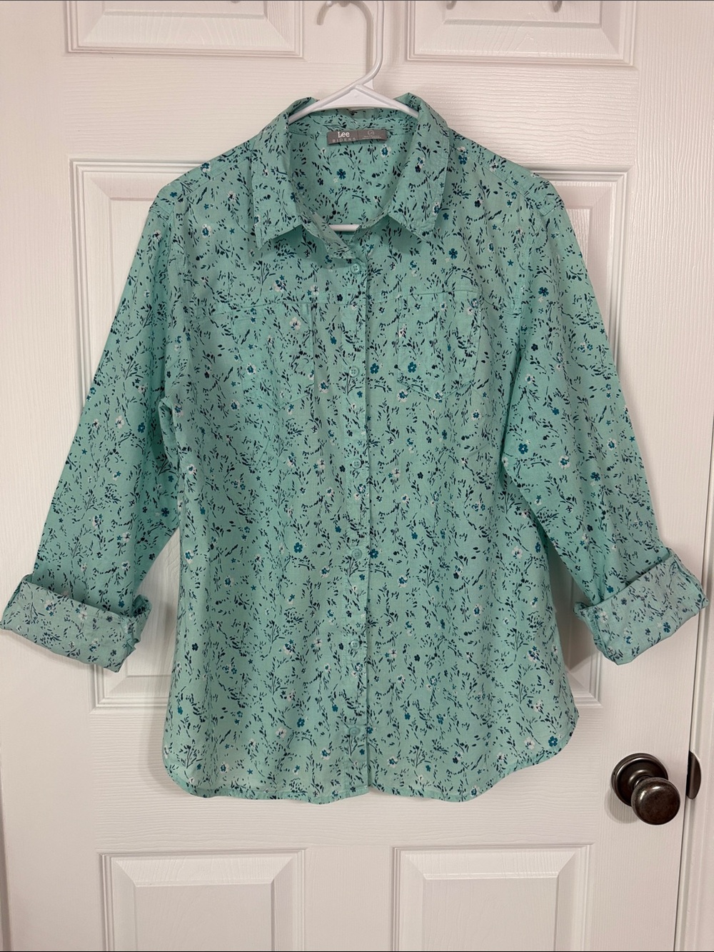 Lee Riders Turquise Floral Long-Sleeve Button-Up Shirt
